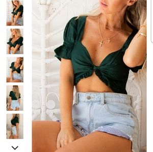 Women's crop top size 10 (Medium)